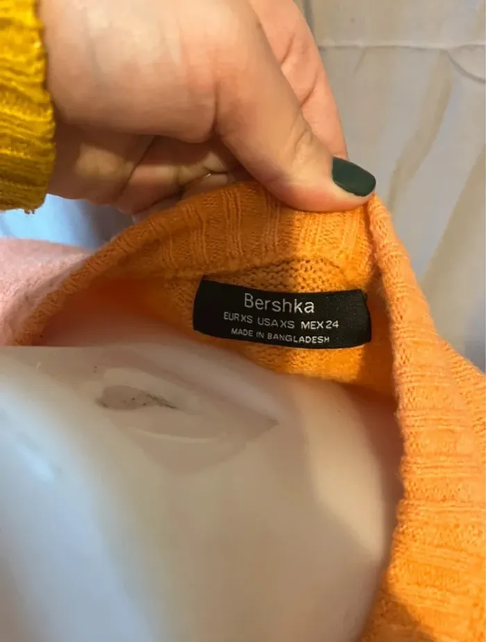 Pull orange Bershka taille XS - photo numéro 4