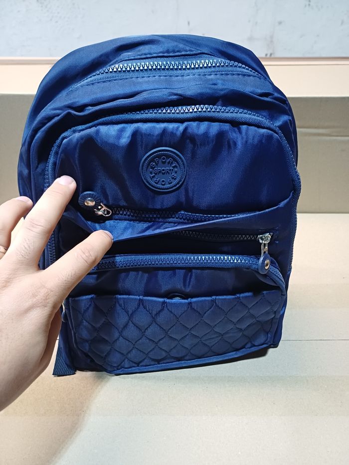 Sac à dos  blue marine en tissu satiné matelassé - photo numéro 5