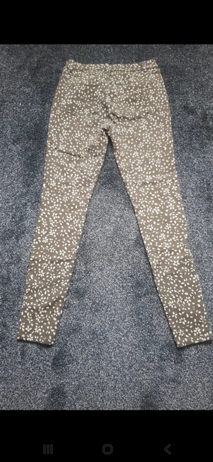 Pantalon  stretch T 40