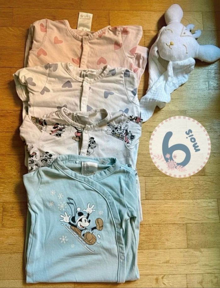 💖 Lot de 4 Pyjamas/Grenouillères H&M - Taille 4 à 6 Mois