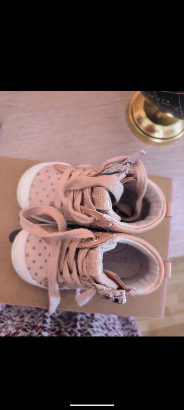 Chaussures  Chaussea  taille 19