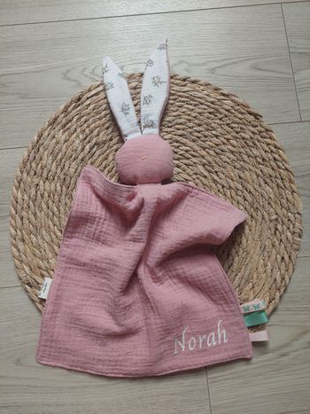 Doudou personnalisé double gaze rose