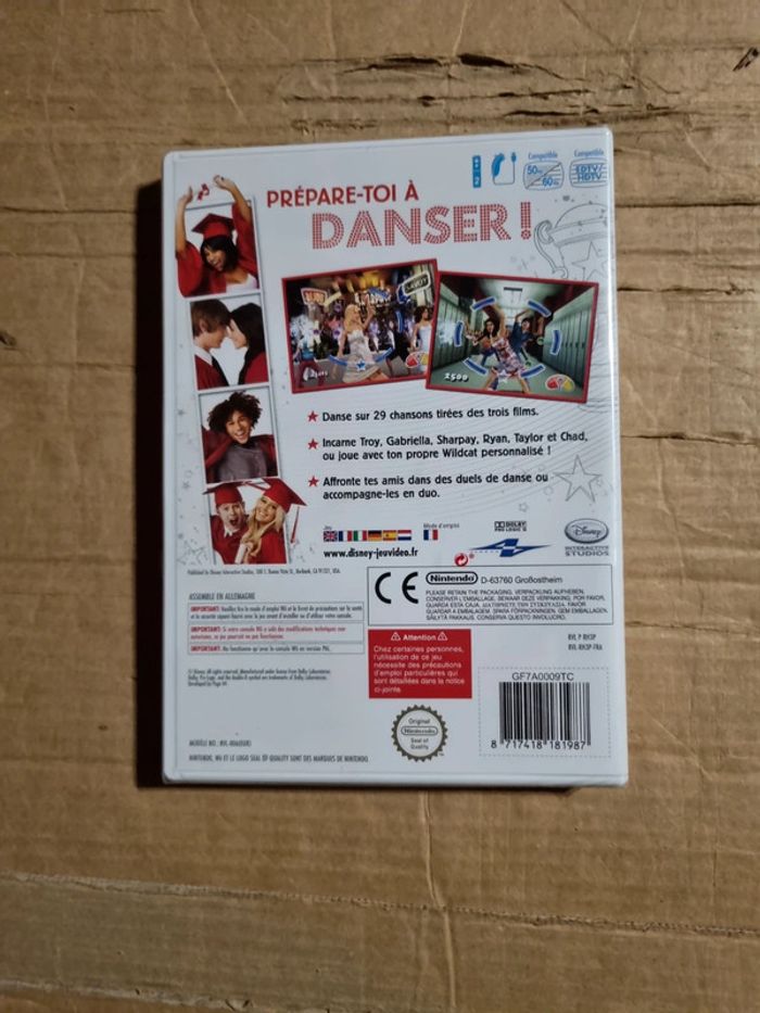 High School Musical 3 Dance ! pour Nintendo Wii - photo numéro 2