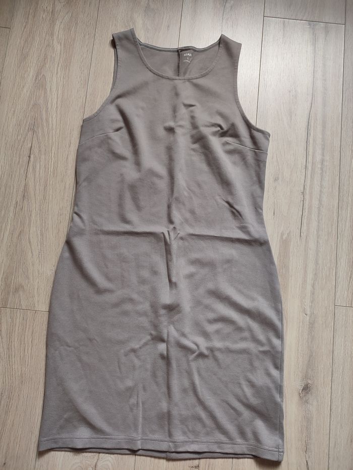 Robe beige / marron kiabi
