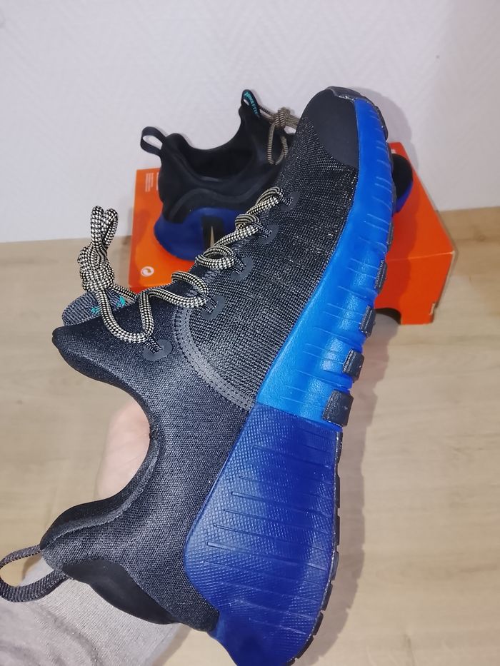 Nike Free Metcon 6 AMP taille 39 - photo numéro 4