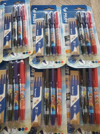 Lot de 8 paquets de 3 stylos pilot+3 recharges à 40€
Avec le code 
BRONZETTE30
le lot passe à 28€