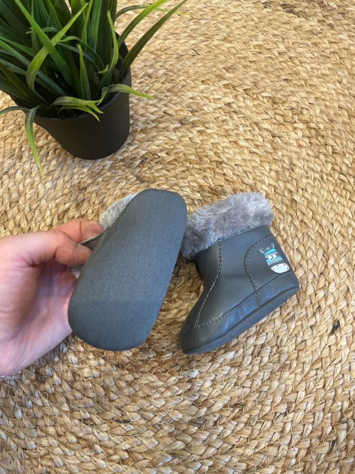 Chaussure bebe - photo numéro 4