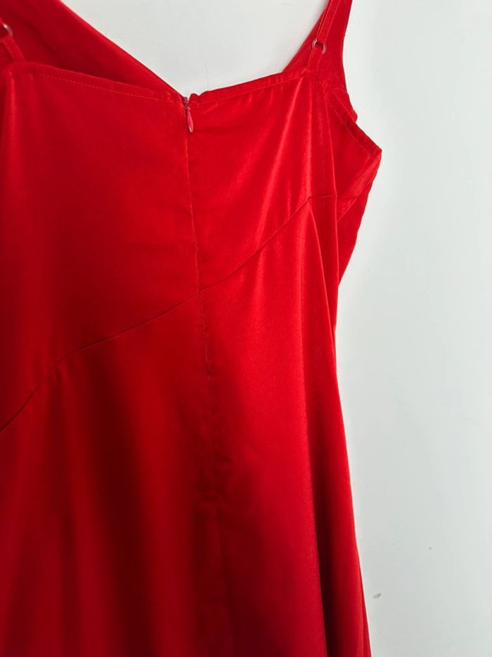 🌸Robe - satinée - rouge - chic 🌸 - photo numéro 5