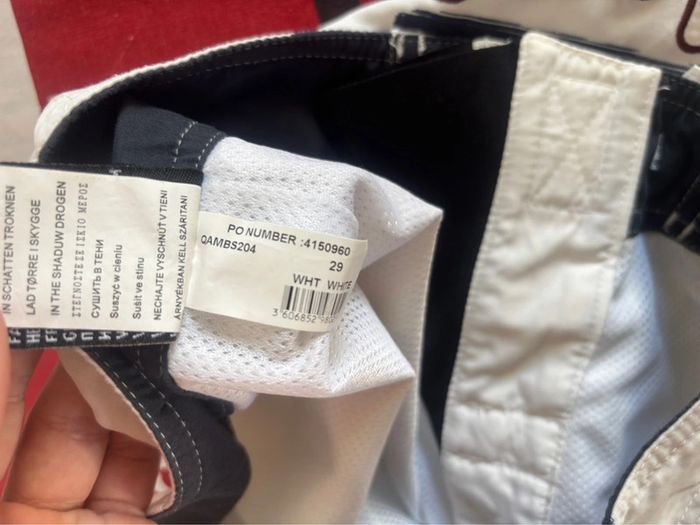 Short de bain Quiksilver - Taille L 39/40 - photo numéro 7
