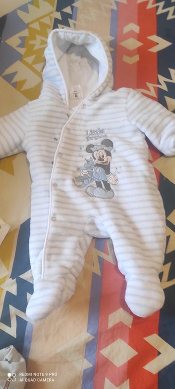 Manteau, combinaison