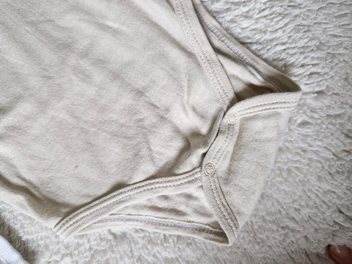 Lot de bodies - photo numéro 3