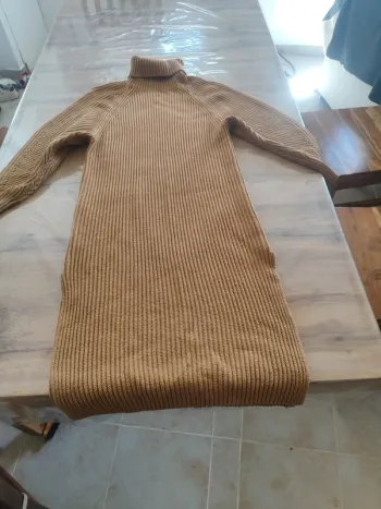 Robe pull Clockhouse marron T.XS - Col roulé - Maille côtelée - Très bon état