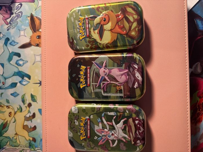 Lots de 3 mini tin 8.5 Pokémon évolution prismatique