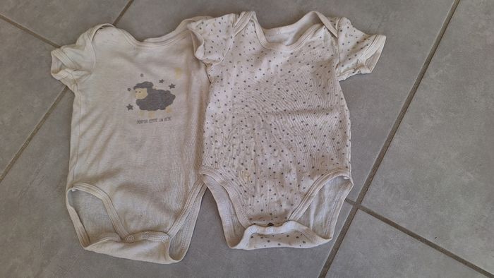 Lot vêtements bébé 6 mois, 13 pièces - photo numéro 3