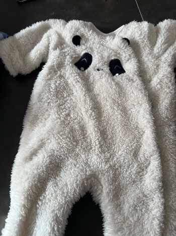 sur pyjama vert  baudet