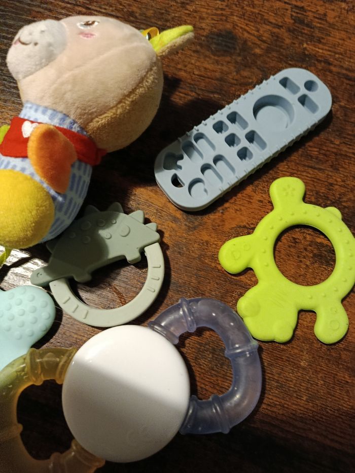 Lot jouet dentition bébé - photo numéro 6