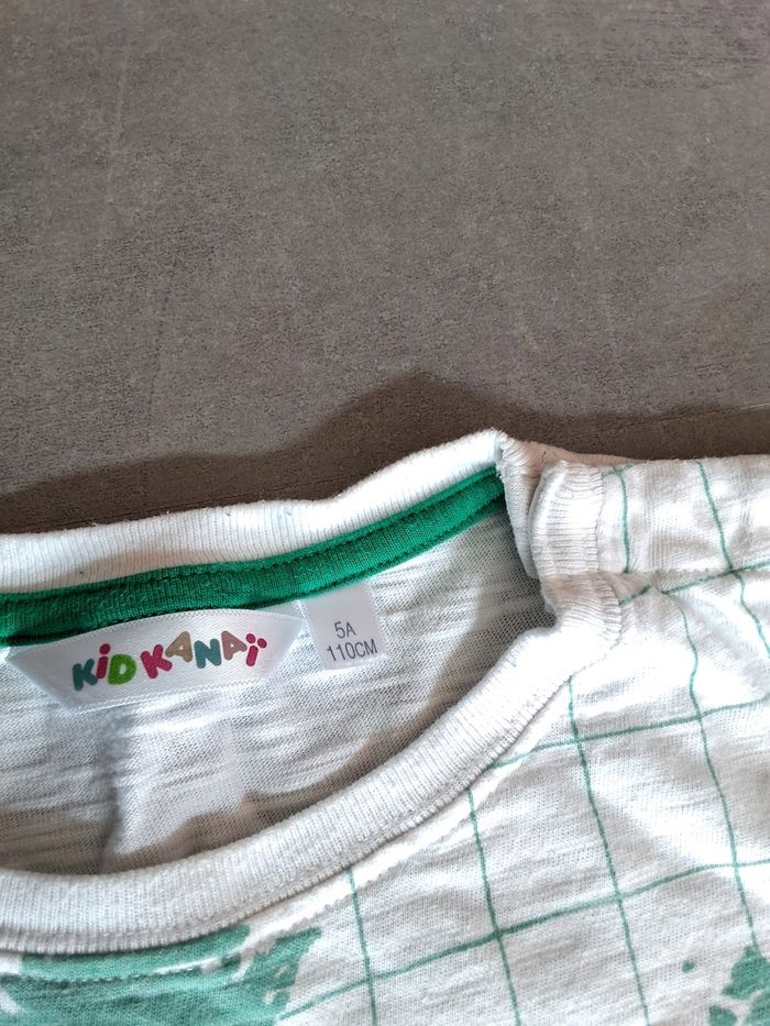 Tee-shirt manches longues 5 ans Kidkanai, Très bon état - photo numéro 3