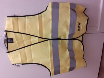 Gilet de sécurité BMW avec étui [100% NEUF]