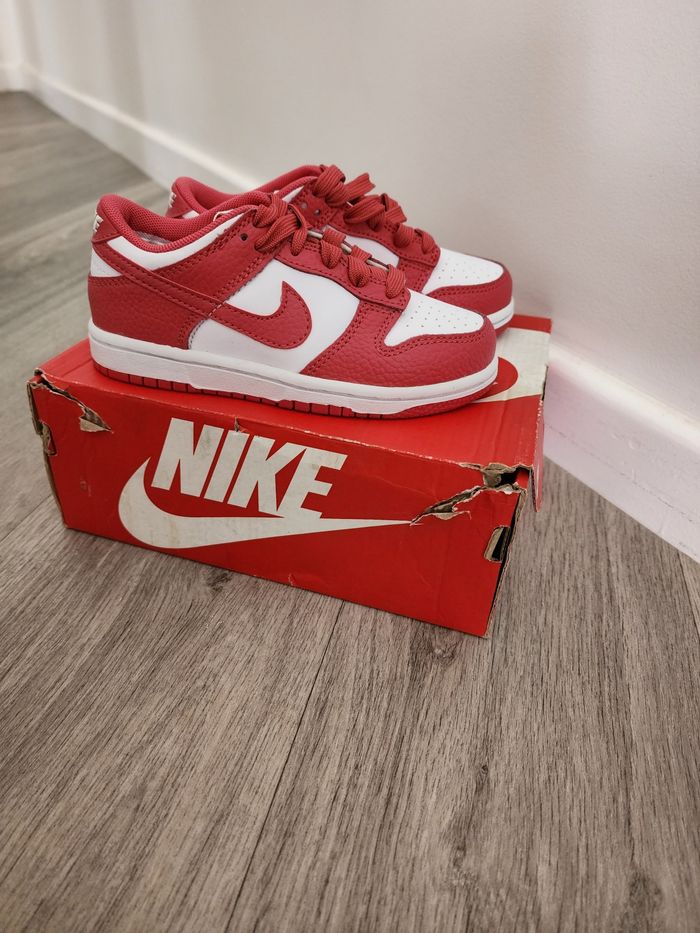 Vend Nike Dunk low Taille 28 - photo numéro 2