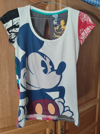 Tee shirt