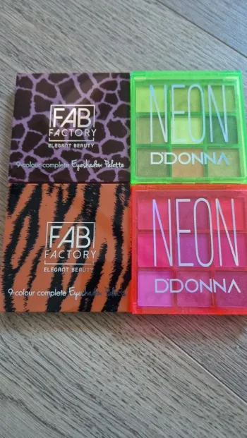 Lot palette de maquillage neuf