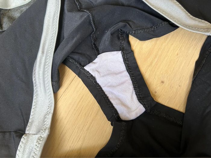 Maillot de bain 2 pièces bandeau noir et argenté - photo numéro 7