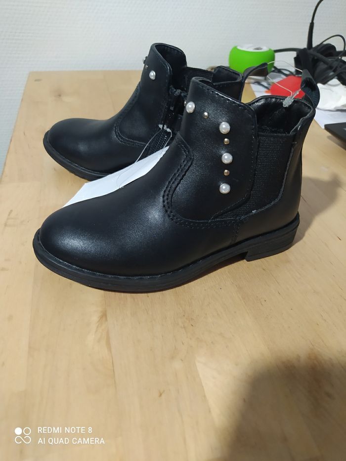 Boots perlé p25 neuf Vertbaudet