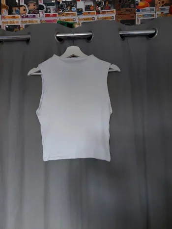Top blanc col cheminé Zara – Taille L – très bon état