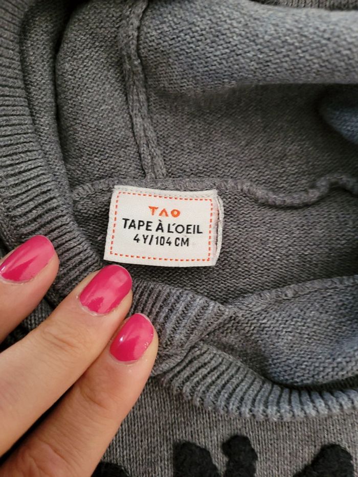 Pull a capuche léger - photo numéro 3