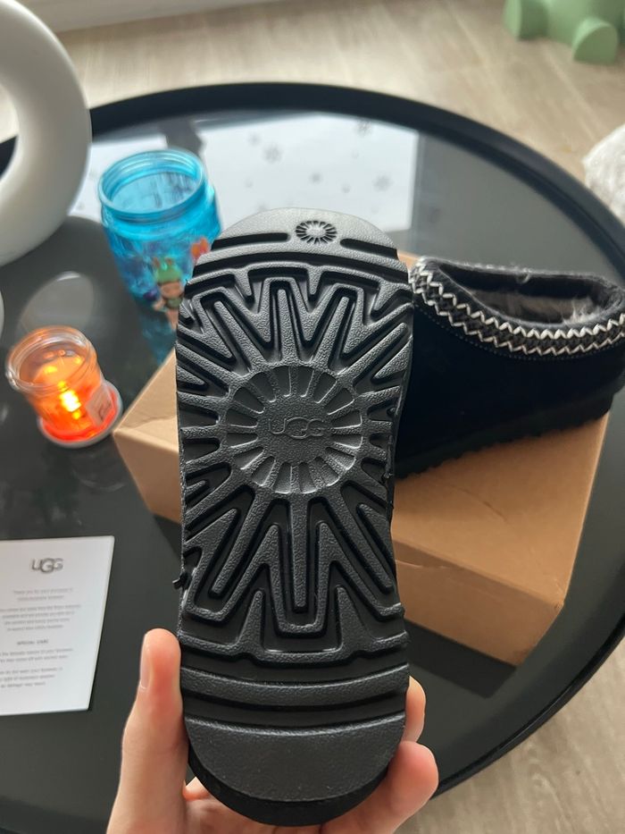 Ugg black 🖤 taille 37 - photo numéro 3