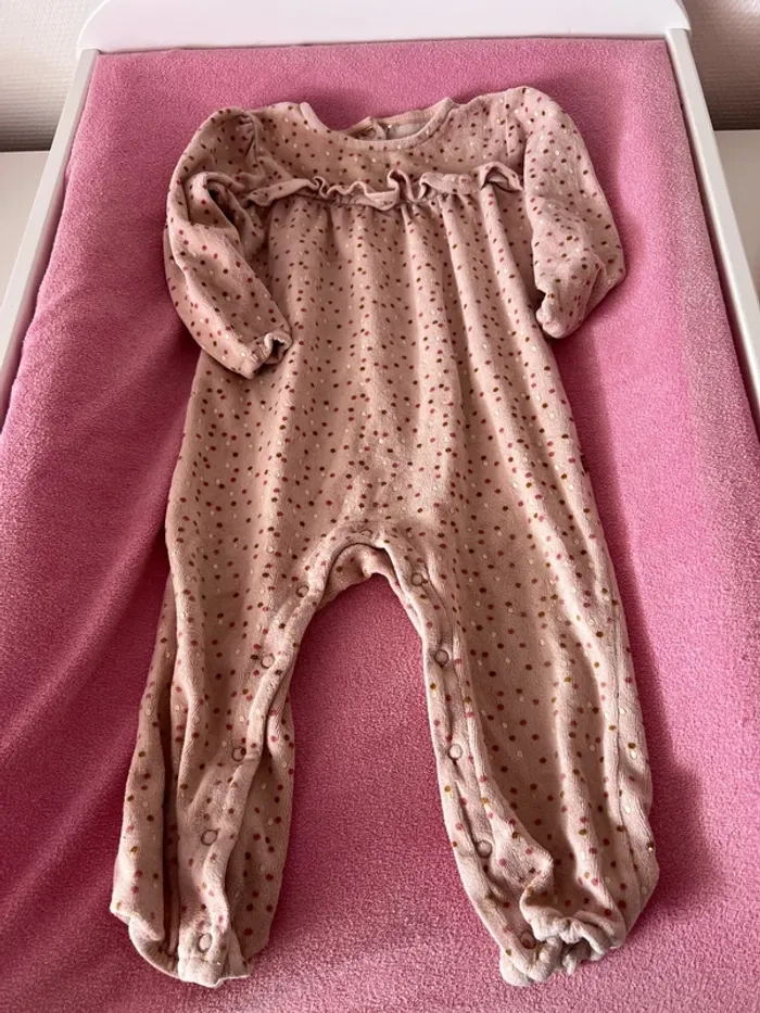 Lot de 3 pyjamas taille 12/18 mois - photo numéro 4