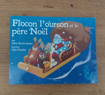 Flocon l'ourson et le père Noël - lire c'est partir