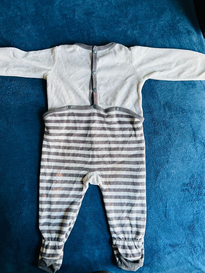 Pyjama du pareil au même - photo numéro 2