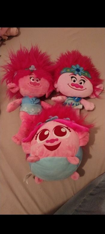 Peluches les trolls
