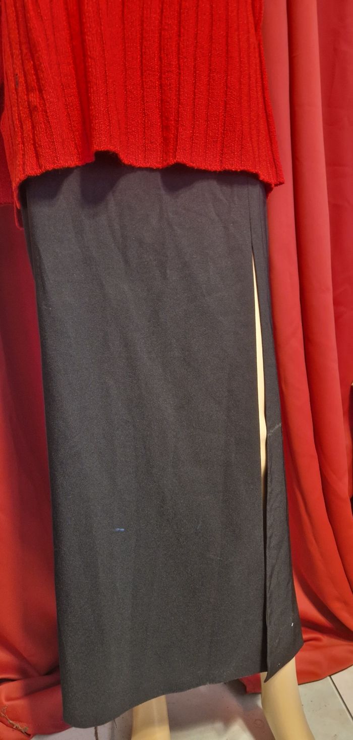 Jupe noire longue fendue taille46