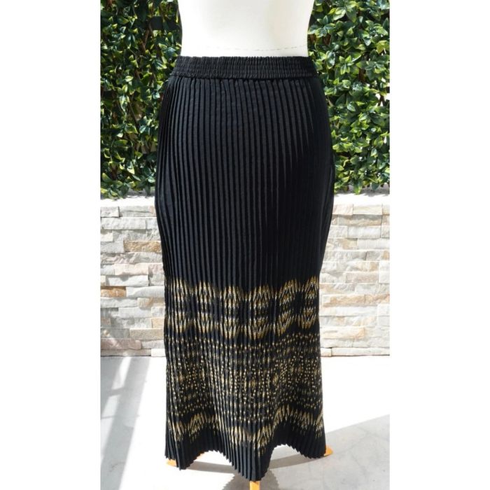Jupe longue plissée noire, taille unique