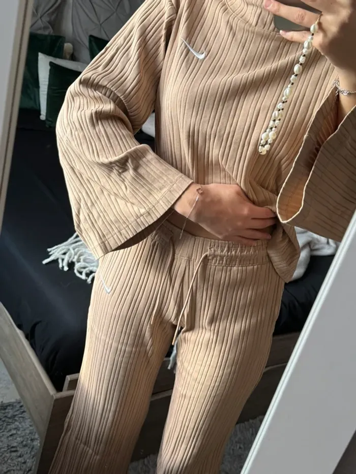 Ensemble jogging côtelé Nike - photo numéro 3