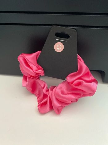 Chouchou matière satinée fuchsia