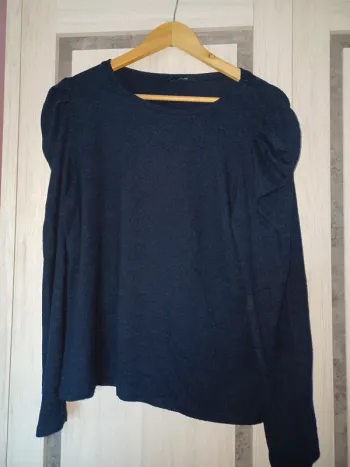 Pull kiabi taille L