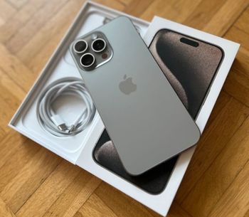 I P h o n e 16 pro Max