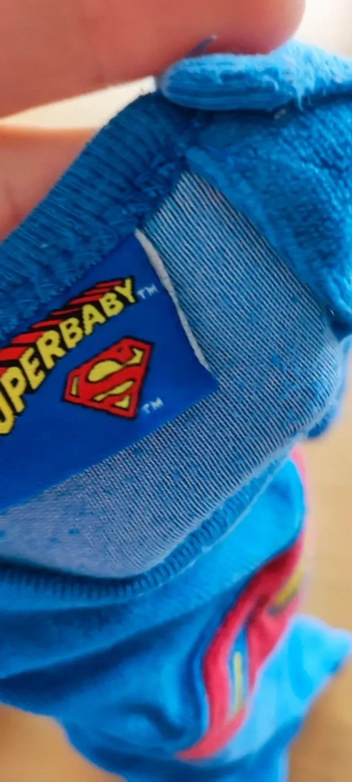 Lot superman 6 mois - photo numéro 6