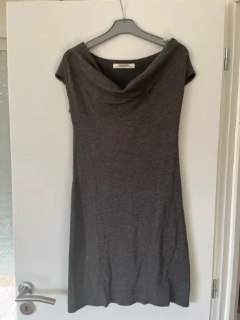 Robe grise
