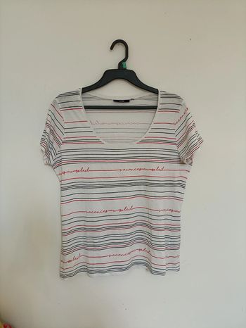 T-shirt rayé blanc à message "vacances au soleil" vintage