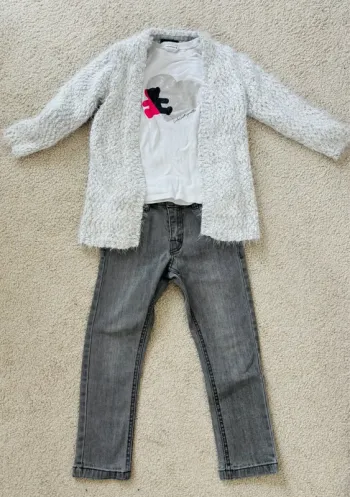 Ensemble rentrée fille 6 ans – Jean gris, gilet poilu, t-shirt Lulu Castagnette