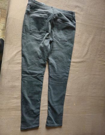 Jean noir skinny taille 176 C&A