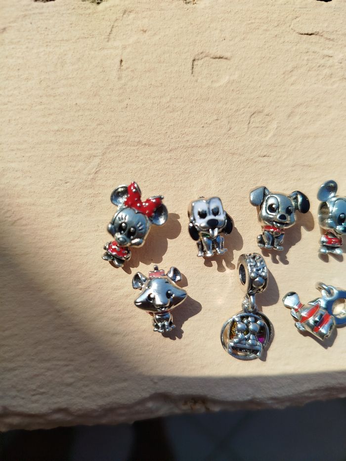 Lot de 8 charm Disney Minnie mickey Marie nemo neuf - photo numéro 3