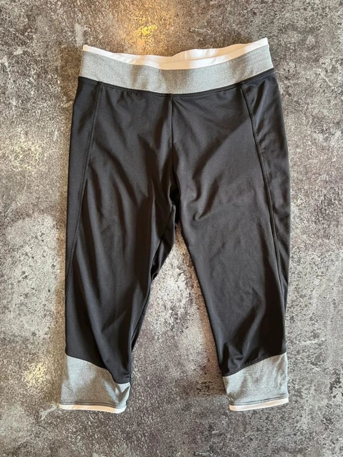 Lot 2 legging 3/4 femme Domyos taille S Set women leggings Lotto leggings donna 2er Damen Leggings - photo numéro 2