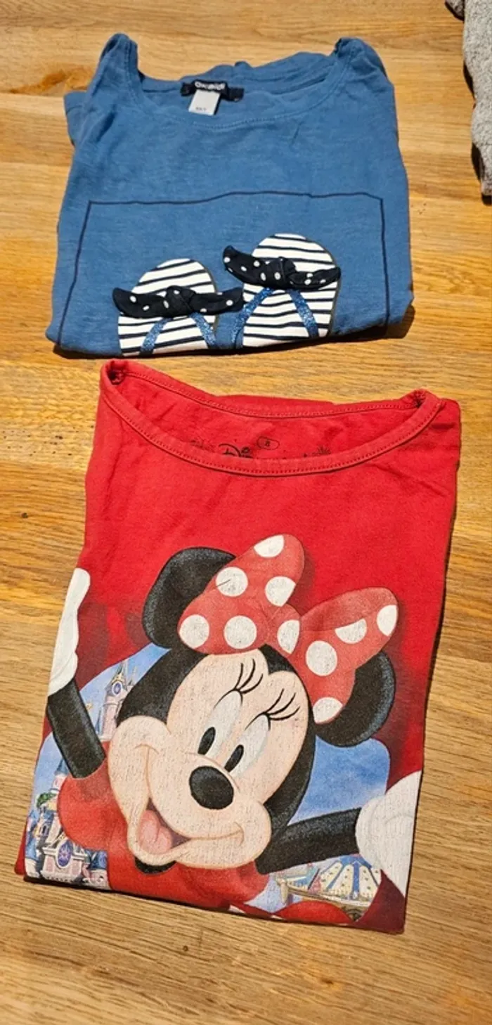 Tee-shirts, pulls ,robe 8 ans - photo numéro 3