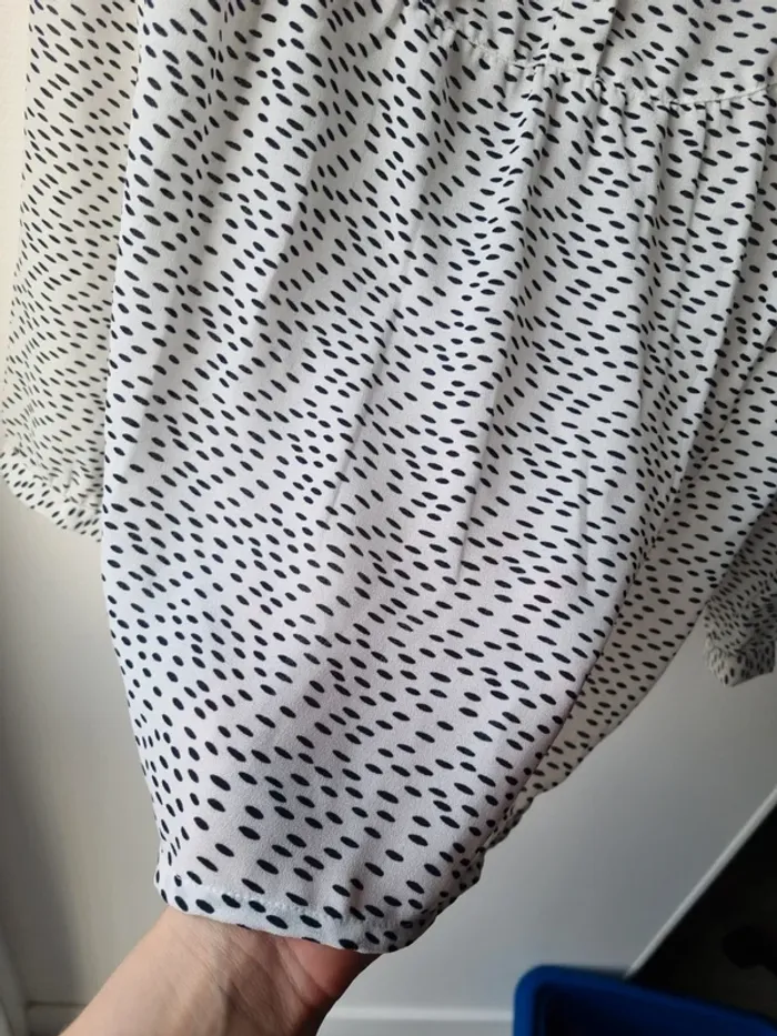 blouse kiabi col v a pois - photo numéro 3