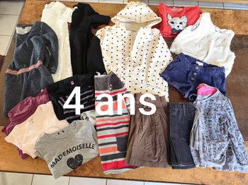Lot vêtements fille 4 ans hiver manteau robes tee shirts